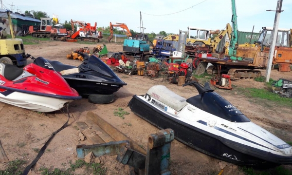 มาถึงแล้วครับ เรือ เจ๊ตสกี KAWASAKI , YAMAHA เครื่อง 1200 CC เก่าญี่ปุ่น สภาพสวย ราคา 78,000-120,000 บาท