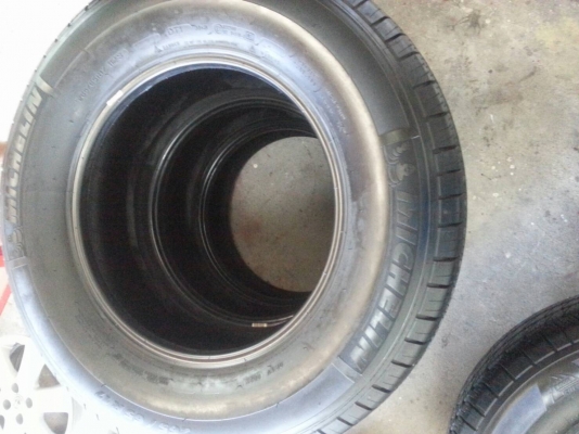 ขาย ยาง วีโก้ vigo  fortuner ฟอร์จูนเนอร์ 265 65 17 มิชลิน 2015 ราคาเส้น 2500