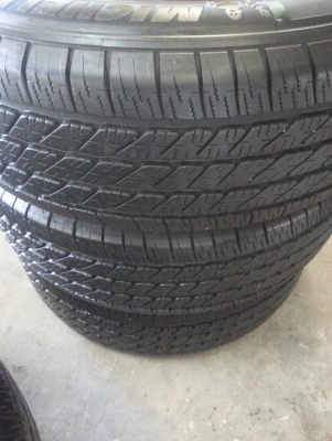 ขาย ยาง วีโก้ vigo  fortuner ฟอร์จูนเนอร์ 265 65 17 มิชลิน 2015 ราคาเส้น 2500