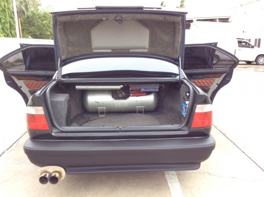 ขายรถ BMW E34 Bignoseแท้ 525i ปี95 เครื่องใหม่บล๊อกเดิม 2.5 ออโต้ ติดแก๊สLPGระบบหัวฉีด ชุดแต่งing+1 ภายในสวยทำใหม่เบาะไฟฟ้า airbag เครื่องเสียง1ชุดเพาเวอร์2ตัว+ซับ10&quot; แม็กแท้18&quot; รถแต่งสวย พร้อมใช้ครับ ภาษี60