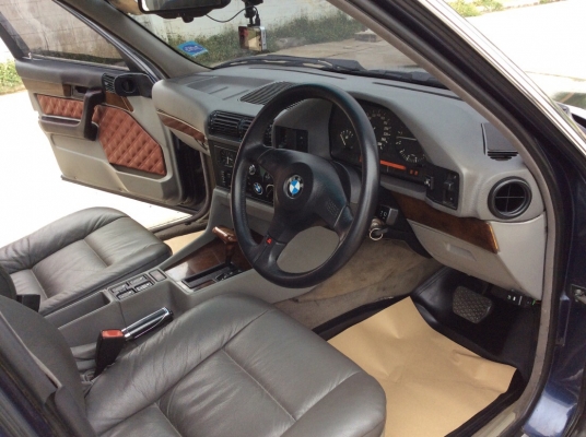 ขายรถ BMW E34 Bignoseแท้ 525i ปี95 เครื่องใหม่บล๊อกเดิม 2.5 ออโต้ ติดแก๊สLPGระบบหัวฉีด ชุดแต่งing+1 ภายในสวยทำใหม่เบาะไฟฟ้า airbag เครื่องเสียง1ชุดเพาเวอร์2ตัว+ซับ10&quot; แม็กแท้18&quot; รถแต่งสวย พร้อมใช้ครับ ภาษี60
