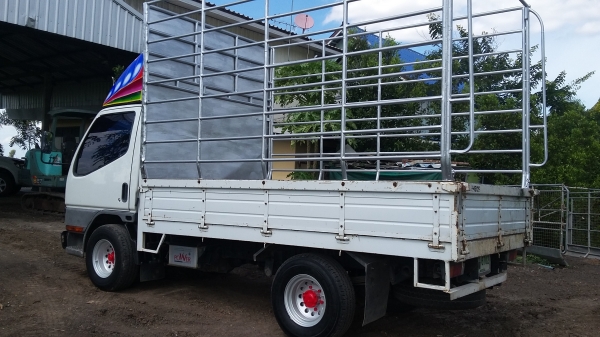 ขาย 4 ล้อป้ายเล็กไม่ติดเวลา รถห้างแท้ใช้น้อย9หมื่นกิโล แหนบหน้า-หลัง สวยๆขับสบายแอร์หนาว