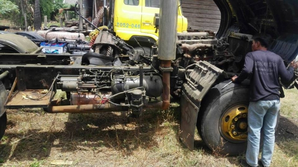 ขายรถ10ล้อ 2เพลา หัวลาก FM227 เครื่อง220แรง EM100 พาวเวอร์ จิฟฟี่ เอกสารพร้อมโอน สนใจโทร 090-8588220คุณนะ 093-3258446คุณบิว หรือเข้าดูสินค้าอื่นๆได้ที่ www.narong2truck.com หรือ www.truck.in.th/498 หรือเพจFacebook ณรงค์ ซื้อขายรถมือสอง (เว็บไซต์ส่วนตัว) ห ขายรถ10ล้อ 2เพลา หัวลาก FM227 เครื่อง220แรง EM100 พาวเวอร์ จิฟฟี่ เอกสารพร้อมโอน สนใจโทร 090-8588220คุณนะ 093-3258446คุณบิว หรือเข้าดูสินค้าอื่นๆได้ที่ www.narong2truck.com หรือ www.truck.in.th/498 หรือเพจFacebook ณรงค์ ซื้อขายรถมือสอง (เว็บไซต์ส่วนตัว) ห