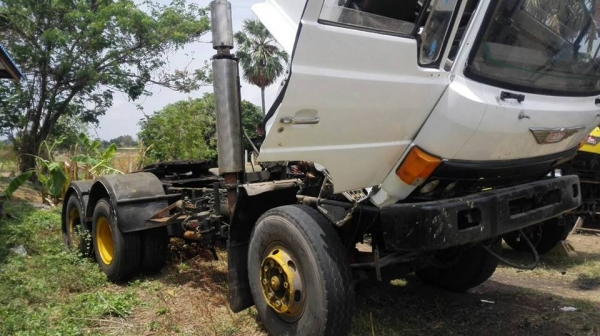 ขายรถ10ล้อ 2เพลา หัวลาก FM227 เครื่อง220แรง EM100 พาวเวอร์ จิฟฟี่ เอกสารพร้อมโอน สนใจโทร 090-8588220คุณนะ 093-3258446คุณบิว หรือเข้าดูสินค้าอื่นๆได้ที่ www.narong2truck.com หรือ www.truck.in.th/498 หรือเพจFacebook ณรงค์ ซื้อขายรถมือสอง (เว็บไซต์ส่วนตัว) ห ขายรถ10ล้อ 2เพลา หัวลาก FM227 เครื่อง220แรง EM100 พาวเวอร์ จิฟฟี่ เอกสารพร้อมโอน สนใจโทร 090-8588220คุณนะ 093-3258446คุณบิว หรือเข้าดูสินค้าอื่นๆได้ที่ www.narong2truck.com หรือ www.truck.in.th/498 หรือเพจFacebook ณรงค์ ซื้อขายรถมือสอง (เว็บไซต์ส่วนตัว) ห