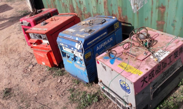 มีมาแล้วครับ สินค้ายอดฮิต ตู้เชื่อมพร้อมปั่นไฟ เก่าญี่ปุ่น ใน ราคาเพียง 19,000 มีมาแล้วครับ สินค้ายอดฮิต ตู้เชื่อมพร้อมปั่นไฟ เก่าญี่ปุ่น ใน ราคาเพียง 19,000