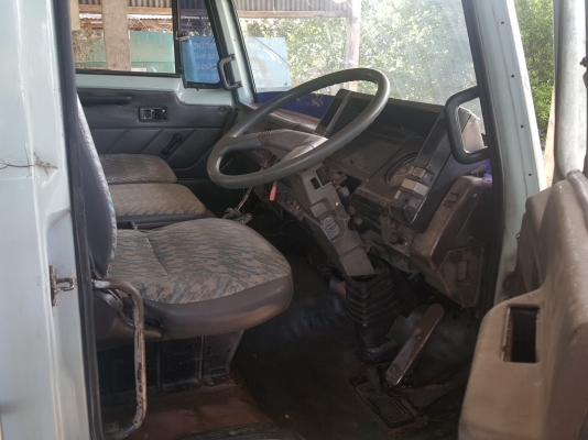 หัวอีซูซุ สภาพนางฟ้า พร้อมขาตั้ง ขาดีด กันชน พร้อมใช้