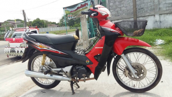 ขายถูกๆ8500บาท รถมอไซค์สภาพสวยเดิมๆพร้อมใช้งาน