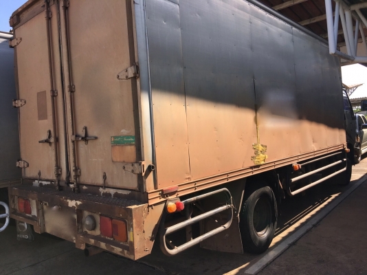 รถฮีโน่ 6 ล้อ ตู้แห้ง  FC2W  120 แรงม้า. ปี 37 - 38.  ( * มี ขาย 4 หัว. )     สนใจติดต่อ  081 - 6079515