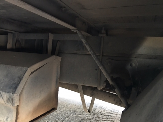 รถฮีโน่ 6 ล้อ ตู้แห้ง  FC2W  120 แรงม้า. ปี 37 - 38.  ( * มี ขาย 4 หัว. )     สนใจติดต่อ  081 - 6079515