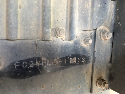 รถฮีโน่ 6 ล้อ ตู้แห้ง  FC2W  120 แรงม้า. ปี 37 - 38.  ( * มี ขาย 4 หัว. )     สนใจติดต่อ  081 - 6079515