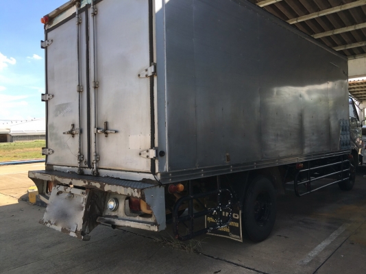 รถฮีโน่ 6 ล้อ ตู้แห้ง  FC2W  120 แรงม้า. ปี 37 - 38.  ( * มี ขาย 4 หัว. )     สนใจติดต่อ  081 - 6079515