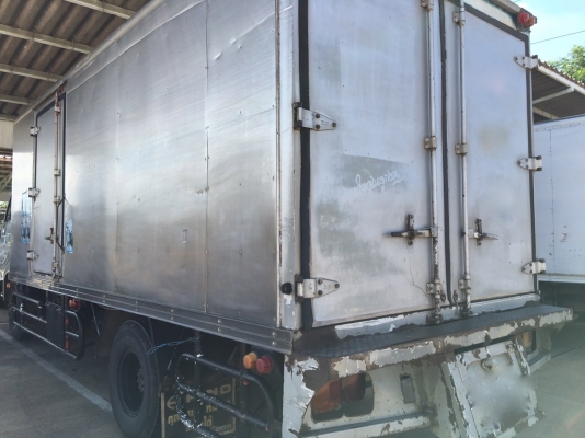 รถฮีโน่ 6 ล้อ ตู้แห้ง  FC2W  120 แรงม้า. ปี 37 - 38.  ( * มี ขาย 4 หัว. )     สนใจติดต่อ  081 - 6079515