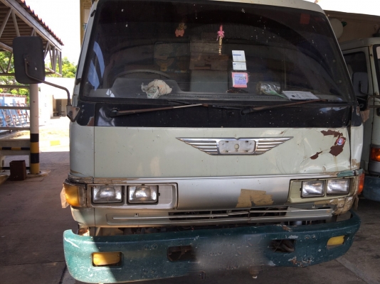 รถฮีโน่ 6 ล้อ ตู้แห้ง  FC2W  120 แรงม้า. ปี 37 - 38.  ( * มี ขาย 4 หัว. )     สนใจติดต่อ  081 - 6079515