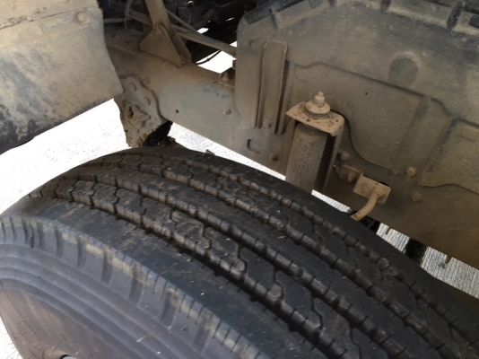 รถฮีโน่ 6 ล้อ ตู้แห้ง  FC2W  120 แรงม้า. ปี 37 - 38.  ( * มี ขาย 4 หัว. )     สนใจติดต่อ  081 - 6079515