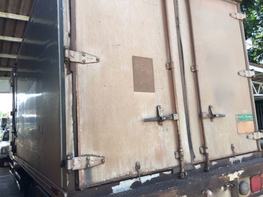 รถฮีโน่ 6 ล้อ ตู้แห้ง  FC2W  120 แรงม้า. ปี 37 - 38.  ( * มี ขาย 4 หัว. )     สนใจติดต่อ  081 - 6079515