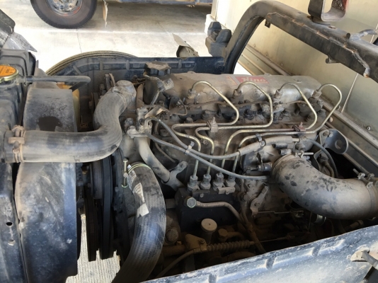 รถฮีโน่ 6 ล้อ ตู้แห้ง  FC2W  120 แรงม้า. ปี 37 - 38.  ( * มี ขาย 4 หัว. )     สนใจติดต่อ  081 - 6079515