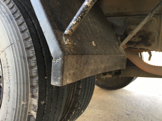 รถฮีโน่ 6 ล้อ ตู้แห้ง  FC2W  120 แรงม้า. ปี 37 - 38.  ( * มี ขาย 4 หัว. )     สนใจติดต่อ  081 - 6079515