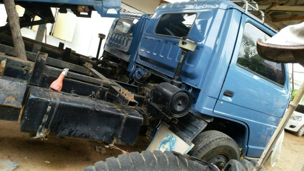 ISUZU 6 ล้อดัมพ์ รุ่น NPR   115  แรงม้า  ปีจดทะเบียน 2539