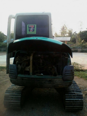 รถแม็คโค PC40 รุ่น 7  สภาพ 80\%  เอวแน่น  มีเอกสารซื้อขาย