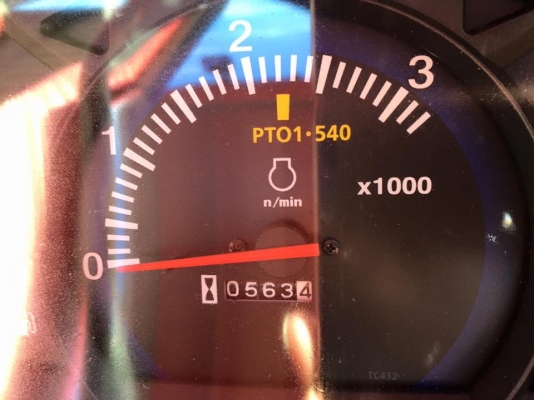 ขายรถไถคูโบต้า L4708. 2เพลา ใช้งาน 500 ชม. สภาพสวย เครื่องดี เกียร์ดี ทุกระบบสมบูรณ์ มีอุปกรณ์ใบมีดดันดินหน้าและผานพรวนคูโบต้า ราคา 398,000 บาท สนใจโทร 081-9136451 หรือ ขอดูรูปผ่านทาง line:bow6451 ค่ะ