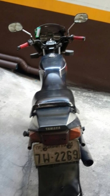 ขาย Yamaha RXZ 135 ตัวแรก ดั้มเบรคหน้า เครื่องยังดีอยู่ ชุดสีพอได้ เล่มพร้อมชุดโอน (ขายตามสภาพ รถใช้งานได้ปกติเดิมๆ)