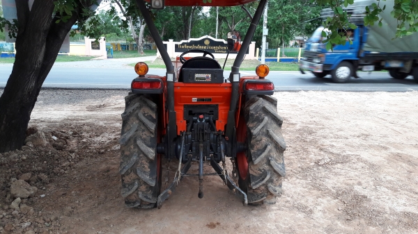 ขายรถไถL3608ใบมีดผาลบุก4ไหม่พร้อมใช้ครับ ขายรถไถL3608ใบมีดผาลบุก4ไหม่พร้อมใช้ครับ