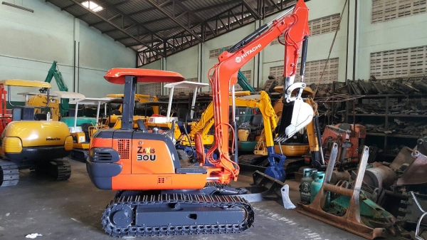 ขาย รถขุด HITACHI รุ่น EX30-2- มือสองญี่ปุ่น แทรกเหล็กสวย แน่นทุกส่วน มีไลน์ใส่ หัวเจาะได้ เครื่องยนต์ 4สูบ สวย พร้อมใช้งาน มือถือ/LINE ID: 0818753444