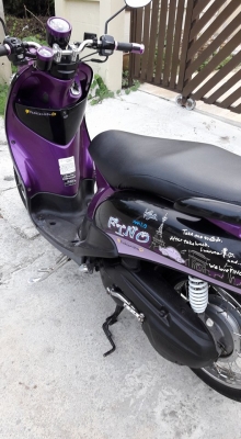 ขาย yamaha fino ท่ออาร์ม เกจ์แยกแท้ ปี 55 เคื่องเดิม เฟืองท้ายไม่มีหอน ไม่เคยแกะ ระบไฟฟฟ้าใช้งานได้ปกติ  ยางหน้า หลัง ใช้ได้อีกนาน ชุดสีไม่มีรอยแตกร้าว มีรอยบ้างนิดหน่อย วิ่งน้อย 15&times;&times;&times; กว่าโล ทะเบียนไม่ขาดต่อ ใบภาษี พรบ. ชุดโอนครับ รุอยุ