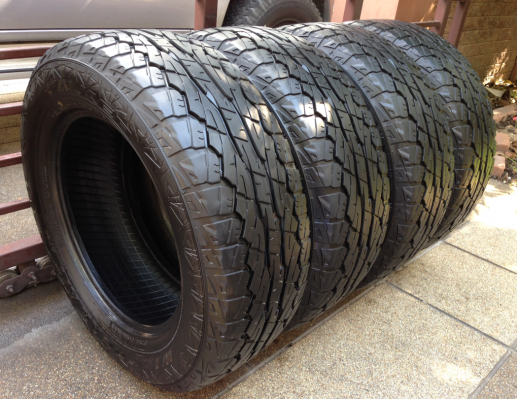 ยาง FALKEN Wildpeak 265 60 18 ปลายปี14 ดอกเต็ม ใช้ยาว