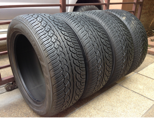 ยาง Yokohama Parada 265 50 20 กลางปี15 ดอกเต็ม ไม่มีปะ ราคาไม่แพง