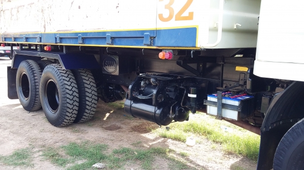 ขายสิบล้อดั๊มสองเพลา ฟูโซ่ 240 ยูโร 3 ปี 56