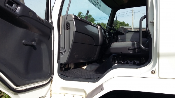 ขายสิบล้อดั๊มสองเพลา ฟูโซ่ 240 ยูโร 3 ปี 56