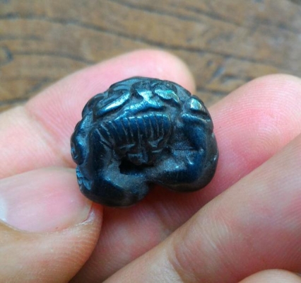 พระปิดตาปิดทวารล่าง ขัดสมาธิเพชรใหญ่ เนื้อเมฆพัตร ยันต์ยุ่ง