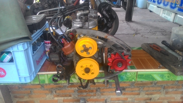 ขายเครื่องเรือหางยาว3สูบLj50
