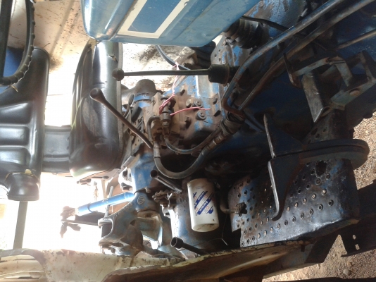 ขายรถไถฟอร์ด 6600 T5 พร้อมอุปกรณ์ 4อย่าง ผาน 7 ผาน3 โรตารี่ ใบมีดดันหน้า ทะเบียนพร้อมโอน 320000..