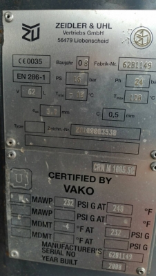 เครื่องปั๊มลมขนาดใหญ่ COMPAIR C110-9 เก่านอกชัวร์ ลมแรง 24 บาร์ มีเทรเลอร์ พ่วงลาก เครื่องปั๊มลมขนาดใหญ่ COMPAIR C110-9 เก่านอกชัวร์ ลมแรง 24 บาร์ มีเทรเลอร์ พ่วงลาก