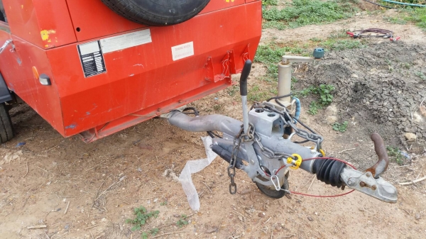 เครื่องปั๊มลมขนาดใหญ่ COMPAIR C110-9 เก่านอกชัวร์ ลมแรง 24 บาร์ มีเทรเลอร์ พ่วงลาก เครื่องปั๊มลมขนาดใหญ่ COMPAIR C110-9 เก่านอกชัวร์ ลมแรง 24 บาร์ มีเทรเลอร์ พ่วงลาก