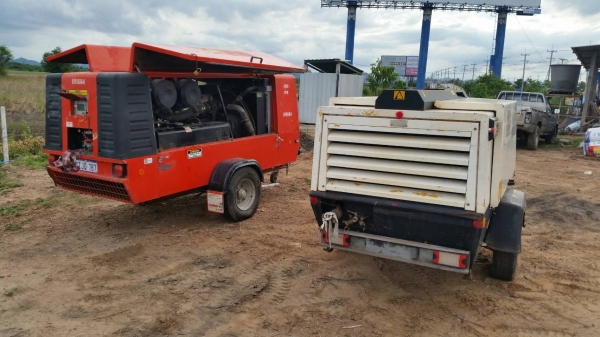 เครื่องปั๊มลมขนาดใหญ่ COMPAIR C110-9 เก่านอกชัวร์ ลมแรง 24 บาร์ มีเทรเลอร์ พ่วงลาก