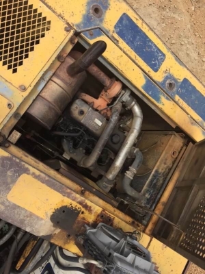 ขายรถแบคโฮ KOMATSU PC120-5 ตัวเดินรุ่น1 เครื่อง 4BD1เทอร์โบ สนใจโทร 081-970-1072