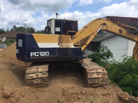 ขายรถแบคโฮ KOMATSU PC120-5 ตัวเดินรุ่น1 เครื่อง 4BD1เทอร์โบ สนใจโทร 081-970-1072