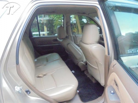 ต้องการขาย HONDA CRV 2.0 EF V-TEC เกียร์AUTO 588 ปี 2003 สีบอรนซ์ทอง ไม่มีชนหนัก แม็ก20