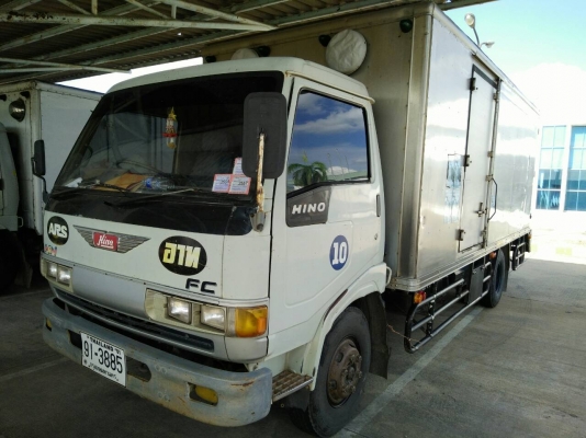 หกล้อ ฮีโน่ FC2W120ซุปเปอร์เสีย ตู้แห้ง ช่วงยาว 5.50ม สภาพดีสวยเดิมๆพร้อมใช้งาน ทะเบียนพร้อมโอน