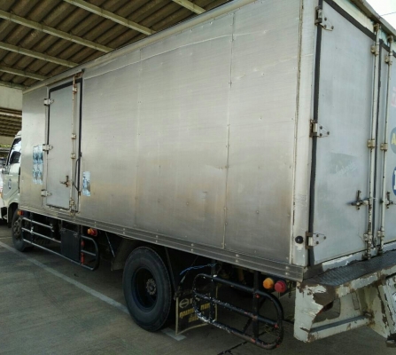 หกล้อ ฮีโน่ FC2W120ซุปเปอร์เสีย ตู้แห้ง ช่วงยาว 5.50ม สภาพดีสวยเดิมๆพร้อมใช้งาน ทะเบียนพร้อมโอน