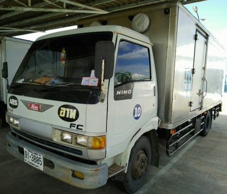 หกล้อ ฮีโน่ FC2W120ซุปเปอร์เสีย ตู้แห้ง ช่วงยาว 5.50ม สภาพดีสวยเดิมๆพร้อมใช้งาน ทะเบียนพร้อมโอน