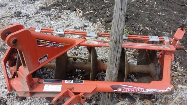 ขายรถไถคูโบต้า  KUBOTA   L 3608SP พร้อมชุดใบมีดดันหน้าคานล่าง  ผาน 5X22