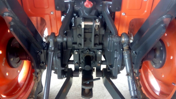 ขายรถไถคูโบต้า  KUBOTA   L 3608SP พร้อมชุดใบมีดดันหน้าคานล่าง  ผาน 5X22