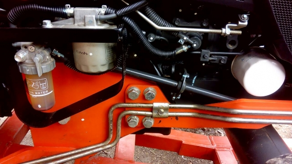 ขายรถไถคูโบต้า  KUBOTA   L 3608SP พร้อมชุดใบมีดดันหน้าคานล่าง  ผาน 5X22