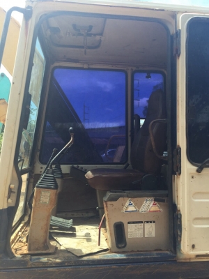 ขายรถแบคโฮ KOMATSU PC60-6 แอร์ไฟฟ้า เอกสารพร้อม สวยมาก สนใจโทร 081-970-1072