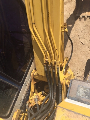 ขายรถแบคโฮ KOMATSU PC60-6 แอร์ไฟฟ้า เอกสารพร้อม สวยมาก สนใจโทร 081-970-1072