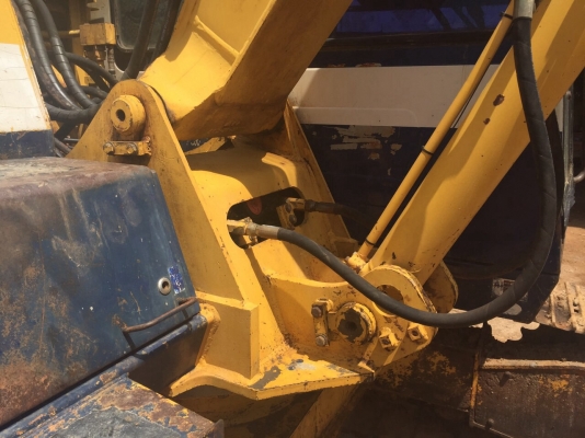 ขายรถแบคโฮ KOMATSU PC60-6 แอร์ไฟฟ้า เอกสารพร้อม สวยมาก สนใจโทร 081-970-1072